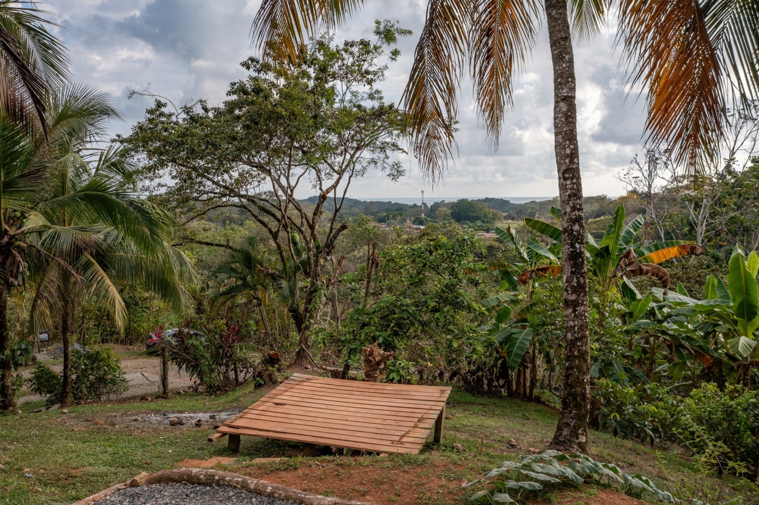 Cozy 3-Bedroom Home with Ocean Views in Hatillo near Dominical Costa Rica Cozy 3-Bedroom Home with Ocean Views in Hatillo near Dominical Costa Rica