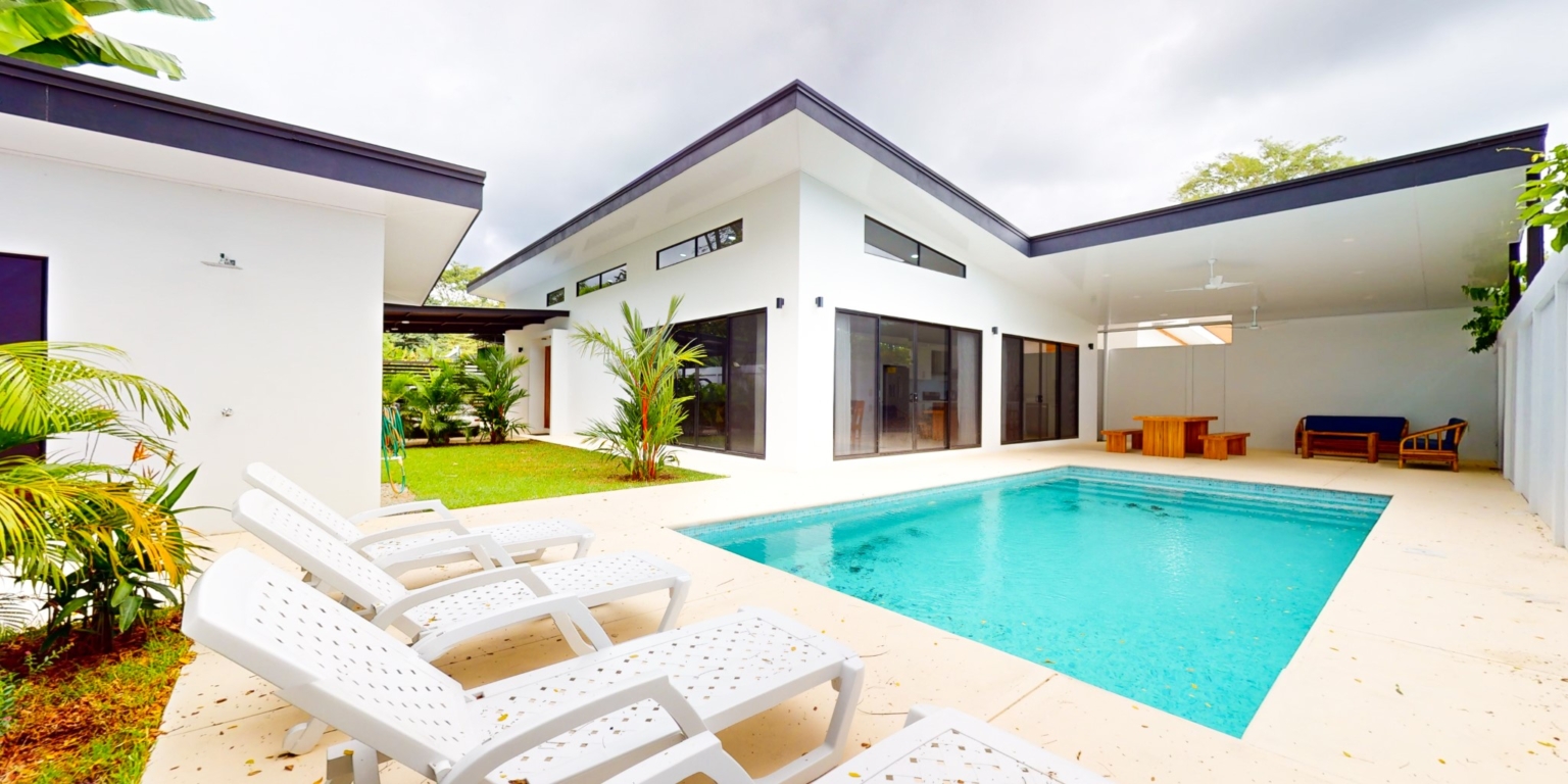 Elegant and Comfortable 3-Bedroom Modern Home in Central Uvita Costa Rica Elegant and Comfortable 3-Bedroom Modern Home in Central Uvita Costa Rica