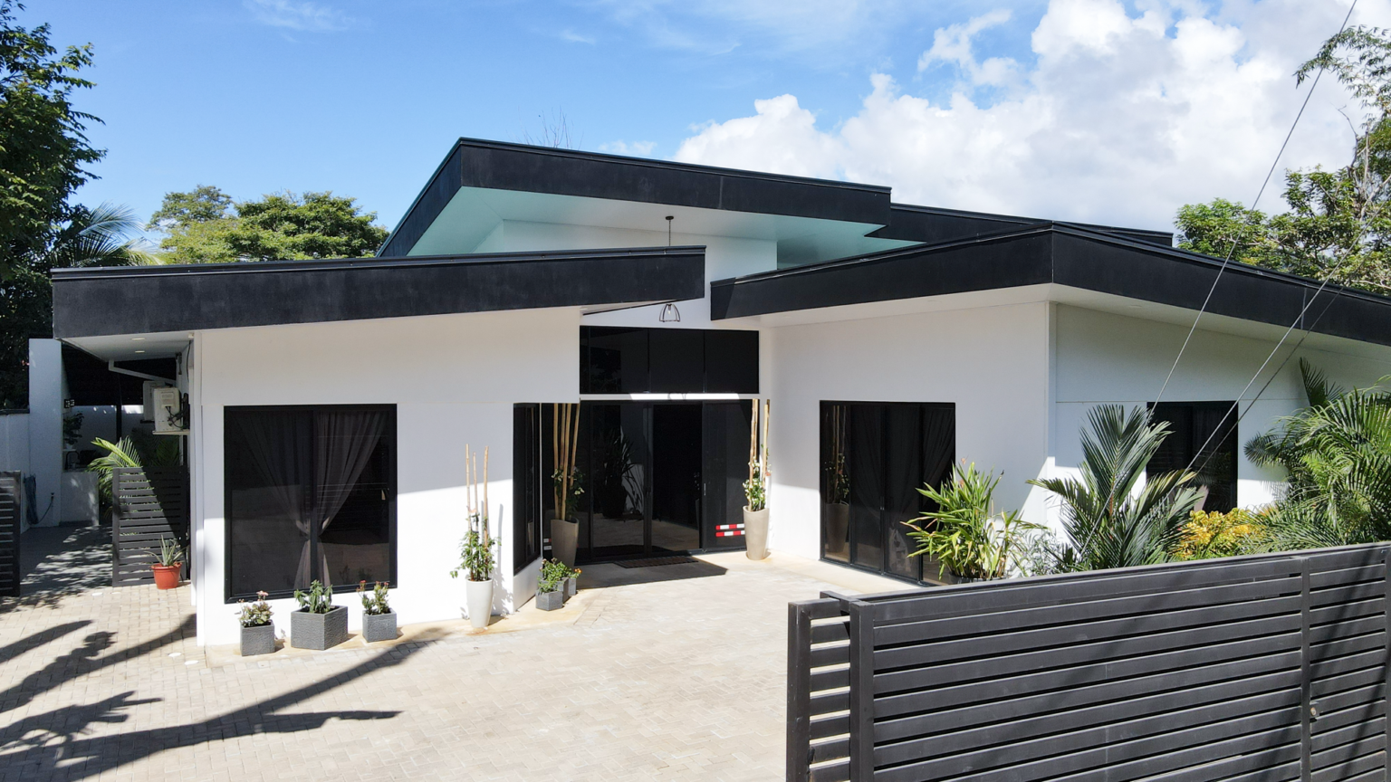 Modern-Style Tropical Paradise 3-Bedroom Home in Uvita Costa Rica Modern-Style Tropical Paradise 3-Bedroom Home in Uvita Costa Rica