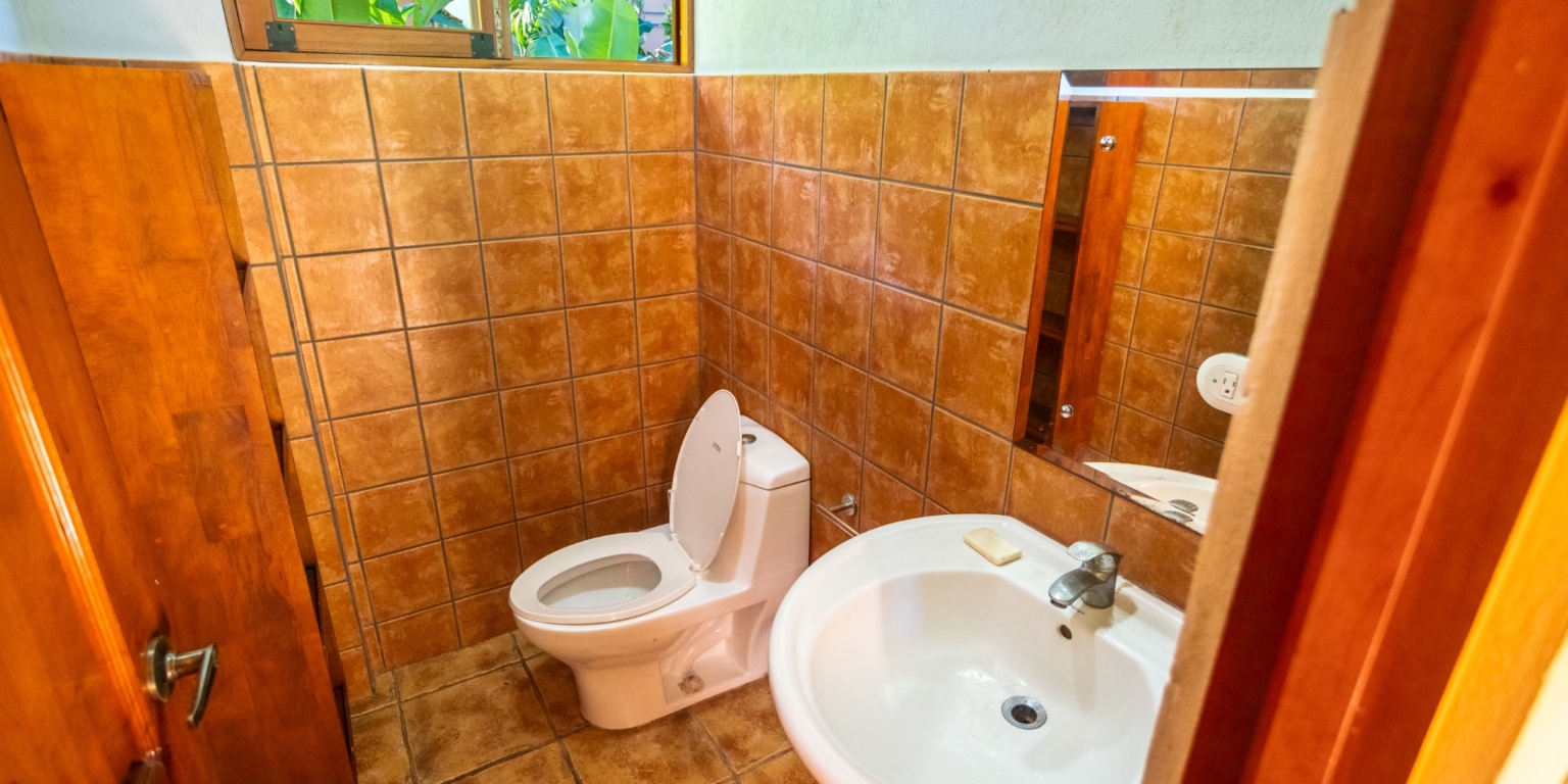 Multiple Villas with 3 Ocean View Units on 1.7 acres in Tinamastes above Dominical Costa Rica Multiple Villas with 3 Ocean View Units on 1.7 acres in Tinamastes above Dominical Costa Rica