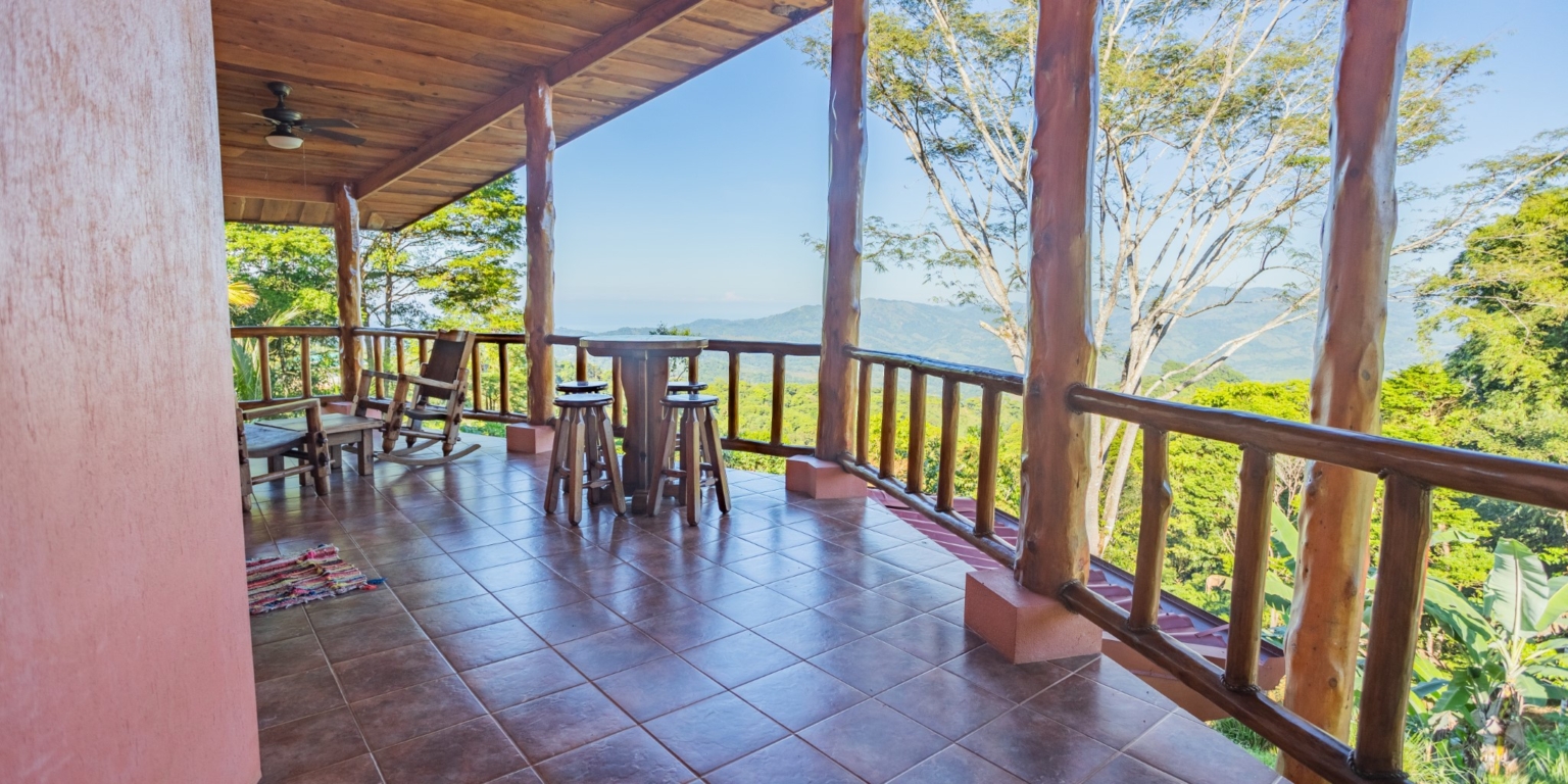 Multiple Villas with 3 Ocean View Units on 1.7 acres in Tinamastes above Dominical Costa Rica Multiple Villas with 3 Ocean View Units on 1.7 acres in Tinamastes above Dominical Costa Rica