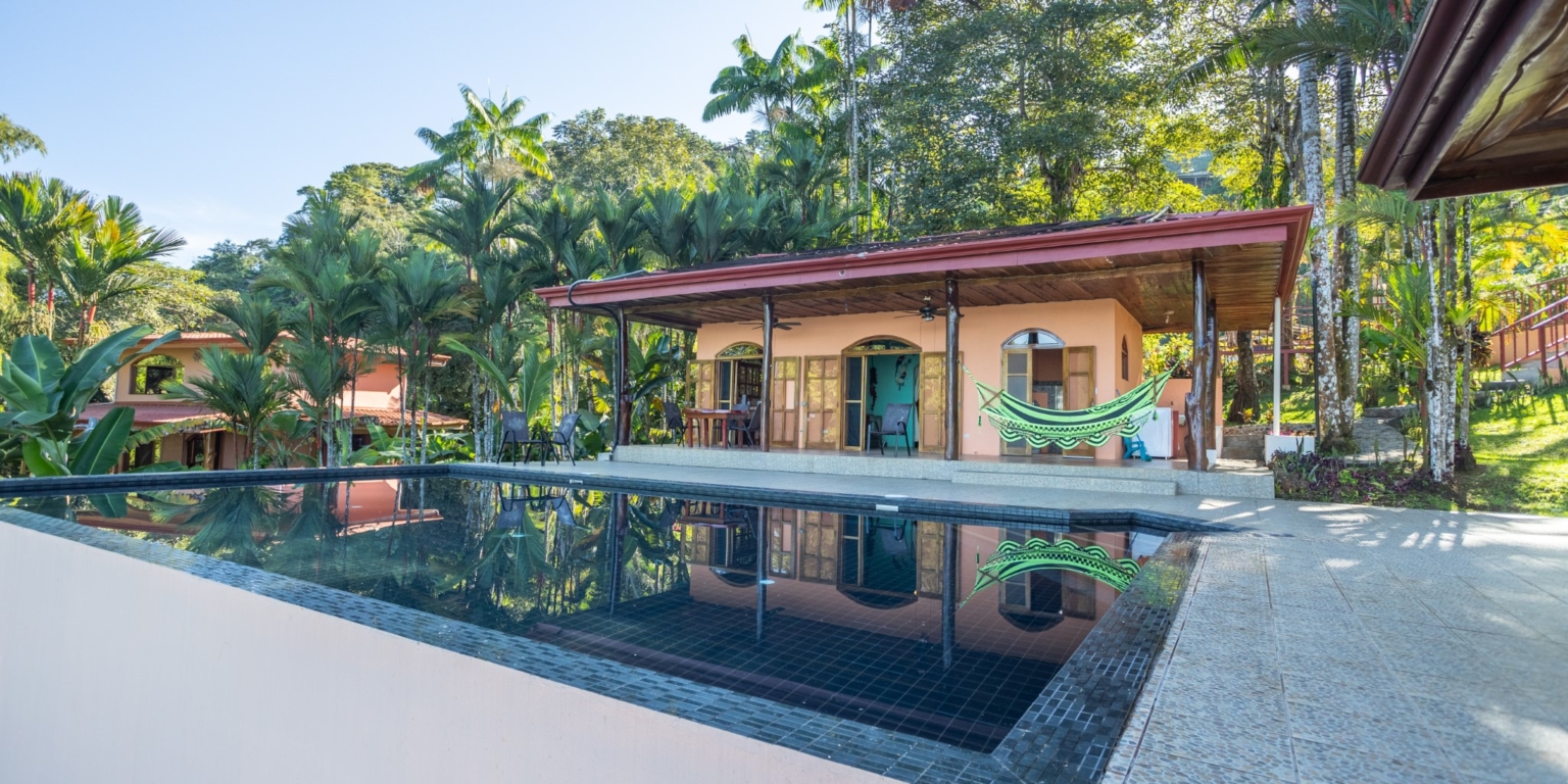 Multiple Villas with 3 Ocean View Units on 1.7 acres in Tinamastes above Dominical Costa Rica Multiple Villas with 3 Ocean View Units on 1.7 acres in Tinamastes above Dominical Costa Rica