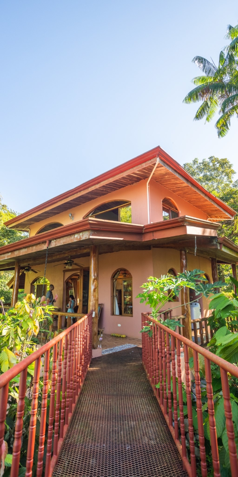 Multiple Villas with 3 Ocean View Units on 1.7 acres in Tinamastes above Dominical Costa Rica Multiple Villas with 3 Ocean View Units on 1.7 acres in Tinamastes above Dominical Costa Rica