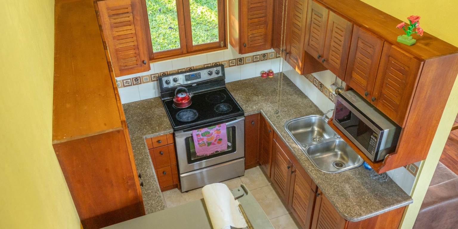 Multiple Villas with 3 Ocean View Units on 1.7 acres in Tinamastes above Dominical Costa Rica Multiple Villas with 3 Ocean View Units on 1.7 acres in Tinamastes above Dominical Costa Rica