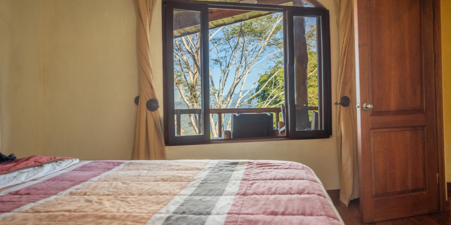Multiple Villas with 3 Ocean View Units on 1.7 acres in Tinamastes above Dominical Costa Rica Multiple Villas with 3 Ocean View Units on 1.7 acres in Tinamastes above Dominical Costa Rica
