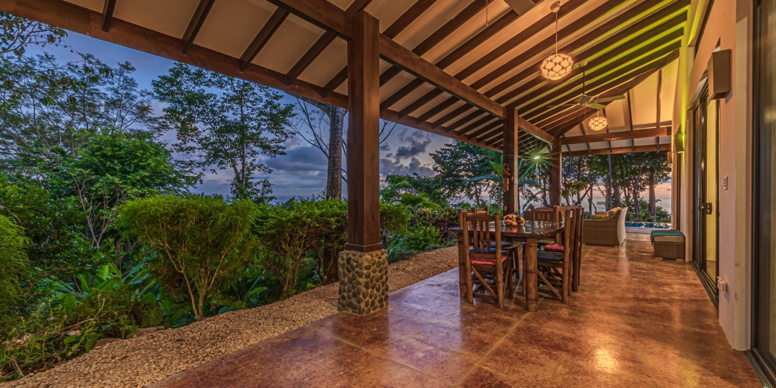 Dramatic Whale’s Tail Ocean View 2-Bedroom Home with Guesthouse in Uvita Costa Rica Dramatic Whale’s Tail Ocean View 2-Bedroom Home with Guesthouse in Uvita Costa Rica