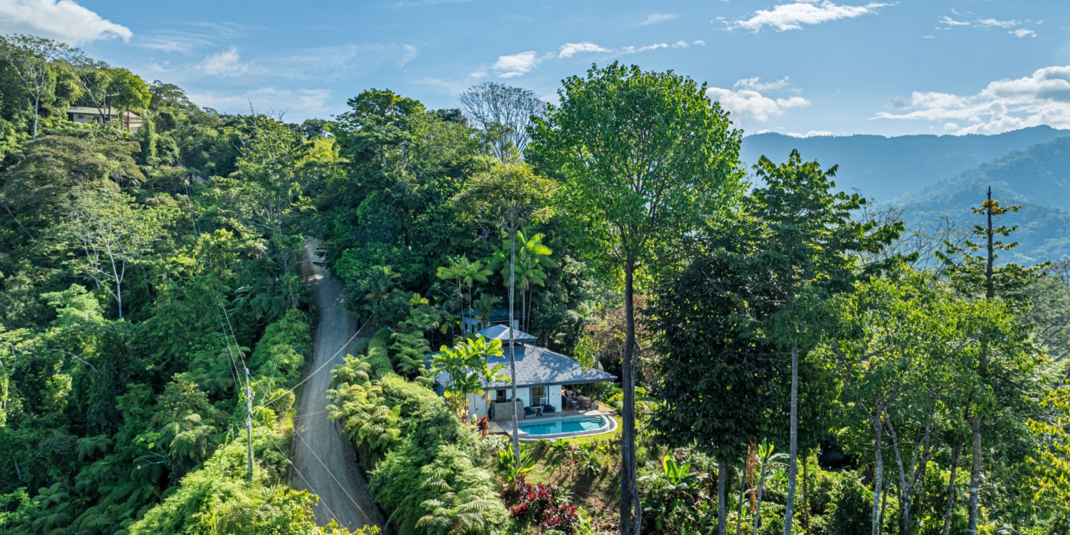 Dramatic Whale’s Tail Ocean View 2-Bedroom Home with Guesthouse in Uvita Costa Rica Dramatic Whale’s Tail Ocean View 2-Bedroom Home with Guesthouse in Uvita Costa Rica
