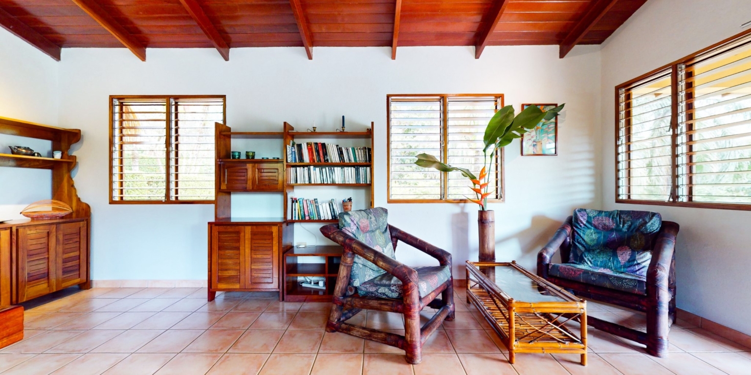 Cozy 1-Bedroom Home with Attached Studio Apartment Plus Acreage in Ojochal Costa Rica Cozy 1-Bedroom Home with Attached Studio Apartment Plus Acreage in Ojochal Costa Rica