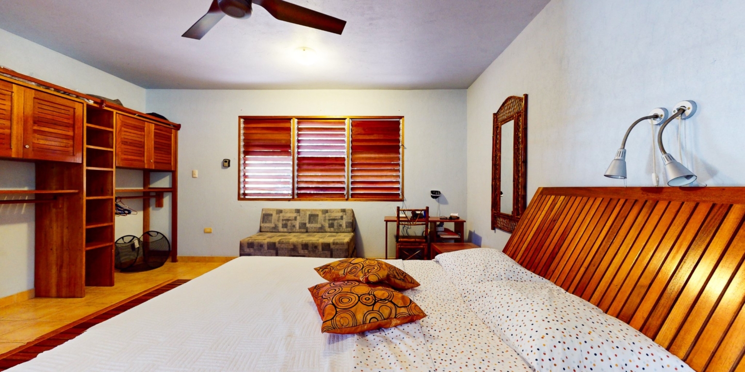 Cozy 1-Bedroom Home with Attached Studio Apartment Plus Acreage in Ojochal Costa Rica Cozy 1-Bedroom Home with Attached Studio Apartment Plus Acreage in Ojochal Costa Rica