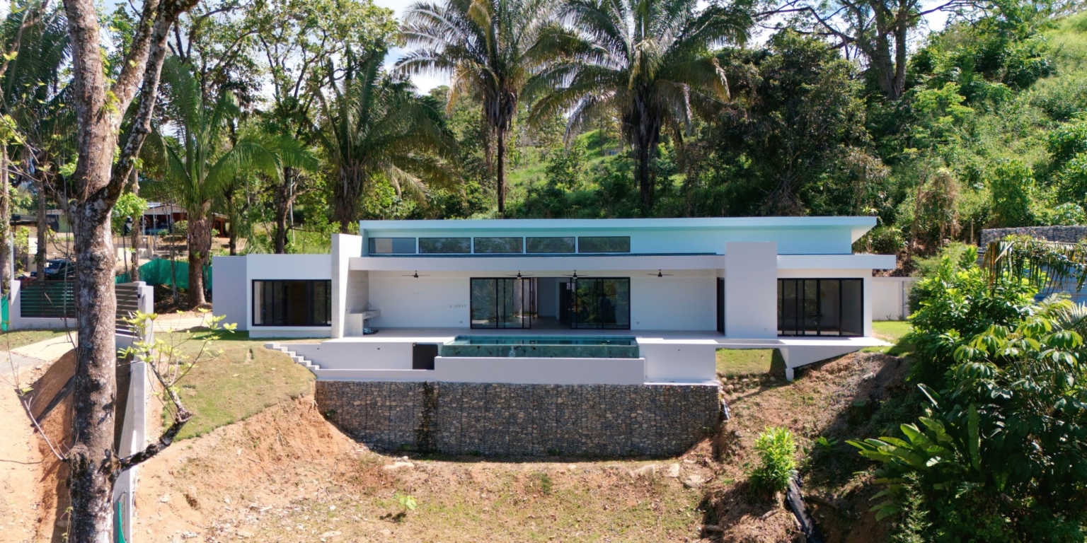 Luxury 4-Bedroom Modern-Style Villa in the Hills Above Uvita Costa Rica