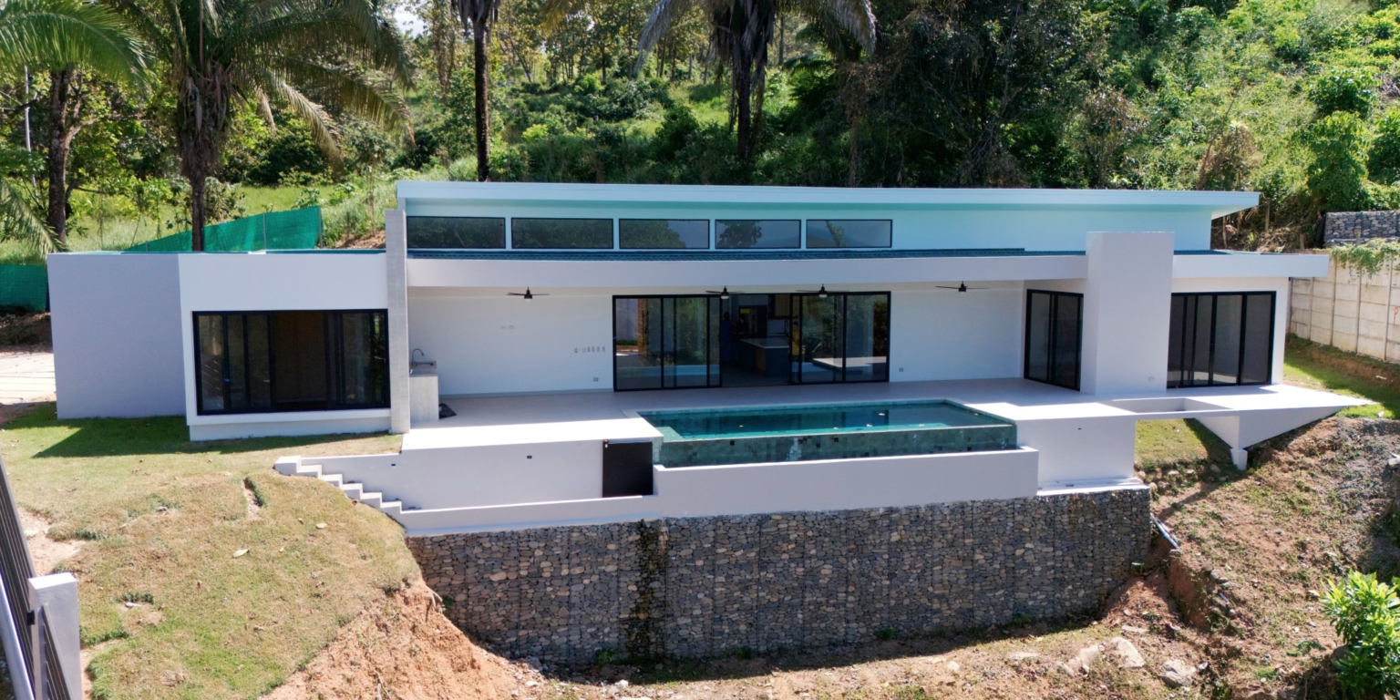 Luxury 4-Bedroom Modern-Style Villa in the Hills Above Uvita Costa Rica