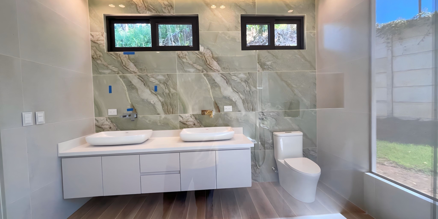 Luxury 4-Bedroom Modern-Style Villa in the Hills Above Uvita Costa Rica