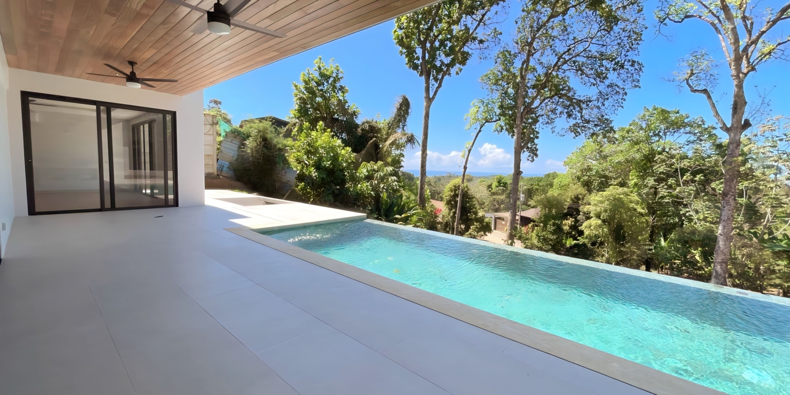 Luxury 4-Bedroom Modern-Style Villa in the Hills Above Uvita Costa Rica