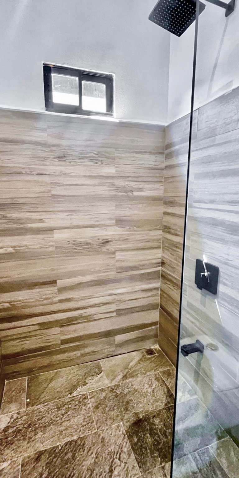Newly Renovated 2-Bedroom Home, Plus Another Fixer Upper Home for Renovation to Make 4 Bedrooms Total in Walk-to-Beach Location in Uvita Newly Renovated 2-Bedroom Home, Plus Another Fixer Upper Home for Renovation to Make 4 Bedrooms Total in Walk-to-Beach Location in Uvita