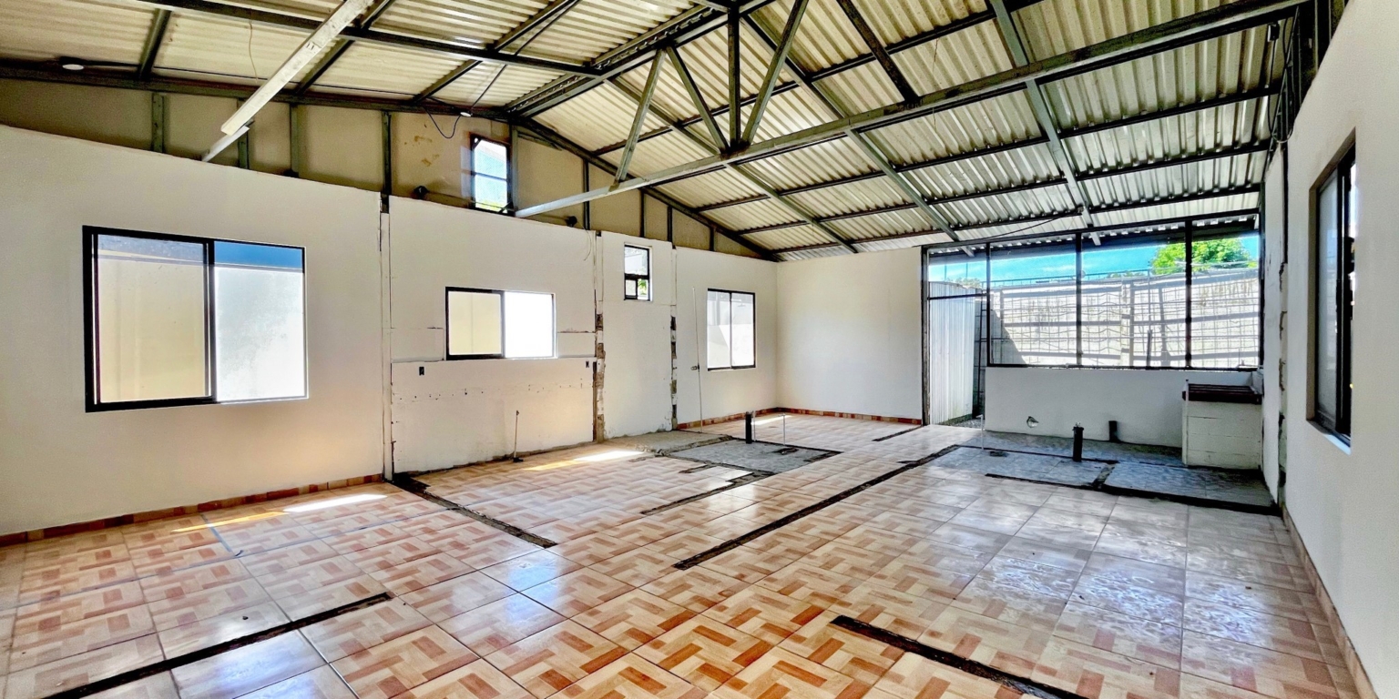 Newly Renovated 2-Bedroom Home, Plus Another Fixer Upper Home for Renovation to Make 4 Bedrooms Total in Walk-to-Beach Location in Uvita Newly Renovated 2-Bedroom Home, Plus Another Fixer Upper Home for Renovation to Make 4 Bedrooms Total in Walk-to-Beach Location in Uvita