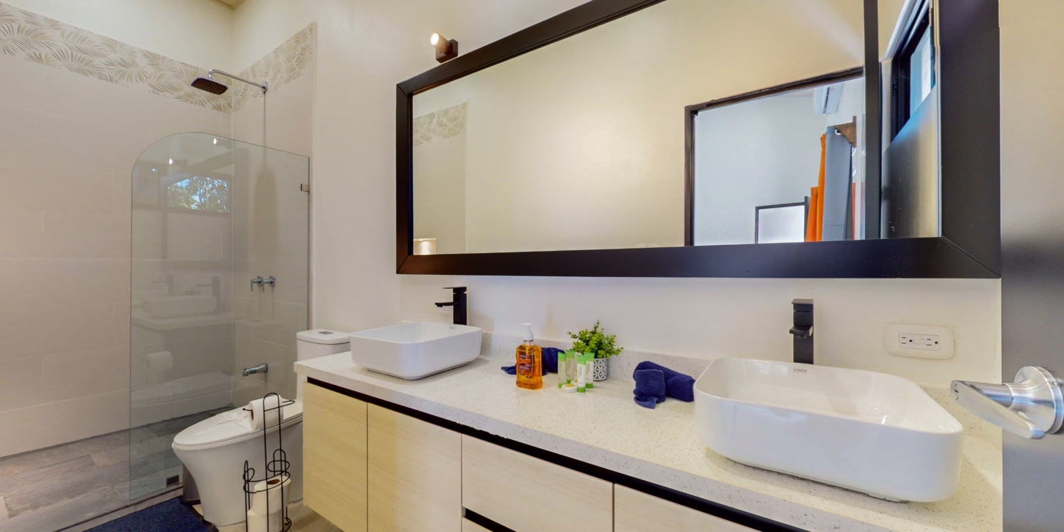 Stunning 3-Bedroom Home where Modern Elegance Meets Tropical Bliss in Uvita Costa Rica Stunning 3-Bedroom Home where Modern Elegance Meets Tropical Bliss in Uvita Costa Rica