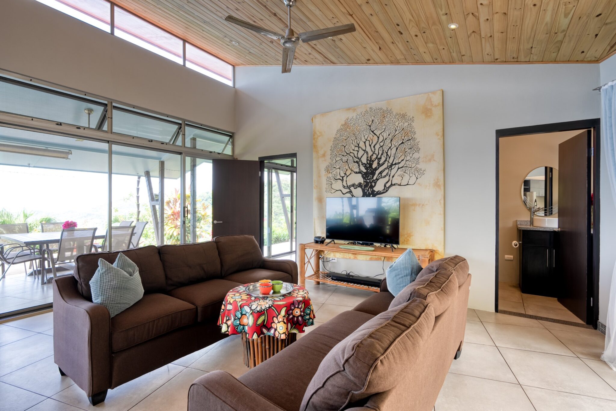 Outstanding 4-Bedroom Ocean & Mountain View Home in San Buenas Costa Rica Outstanding 4-Bedroom Ocean & Mountain View Home in San Buenas Costa Rica