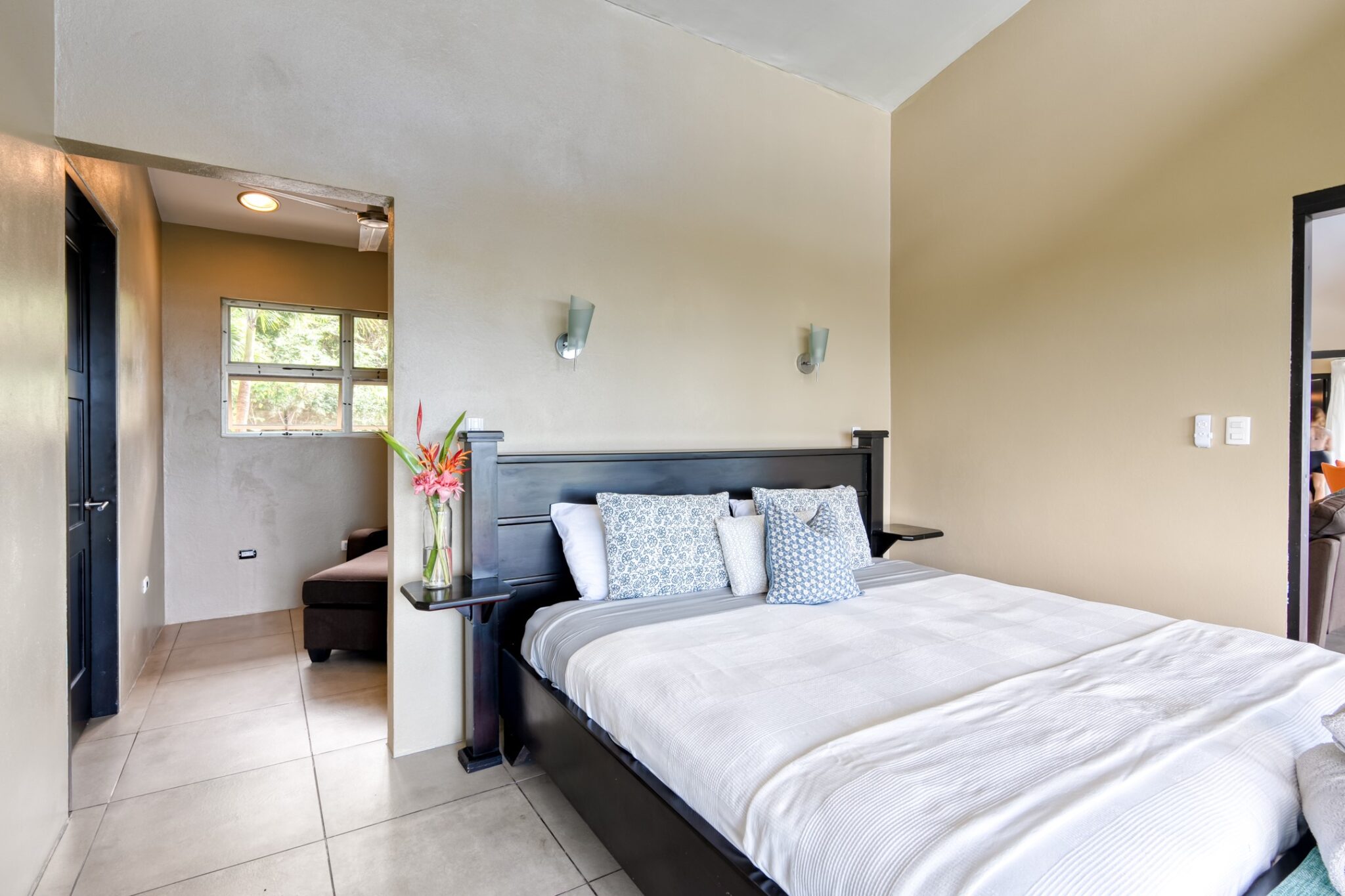 Outstanding 4-Bedroom Ocean & Mountain View Home in San Buenas Costa Rica Outstanding 4-Bedroom Ocean & Mountain View Home in San Buenas Costa Rica