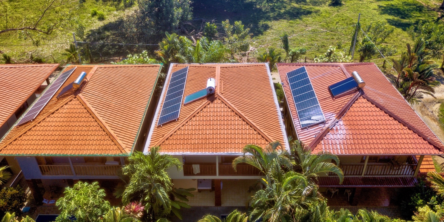 Easy Walk-to-Beach 3-Bedroom Villa just 2 Minutes Walk to Dominical Beach Costa Rica Easy Walk-to-Beach 3-Bedroom Villa just 2 Minutes Walk to Dominical Beach Costa Rica