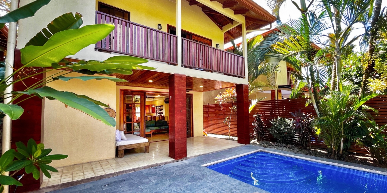 Easy Walk-to-Beach 3-Bedroom Villa just 2 Minutes Walk to Dominical Beach Costa Rica Easy Walk-to-Beach 3-Bedroom Villa just 2 Minutes Walk to Dominical Beach Costa Rica