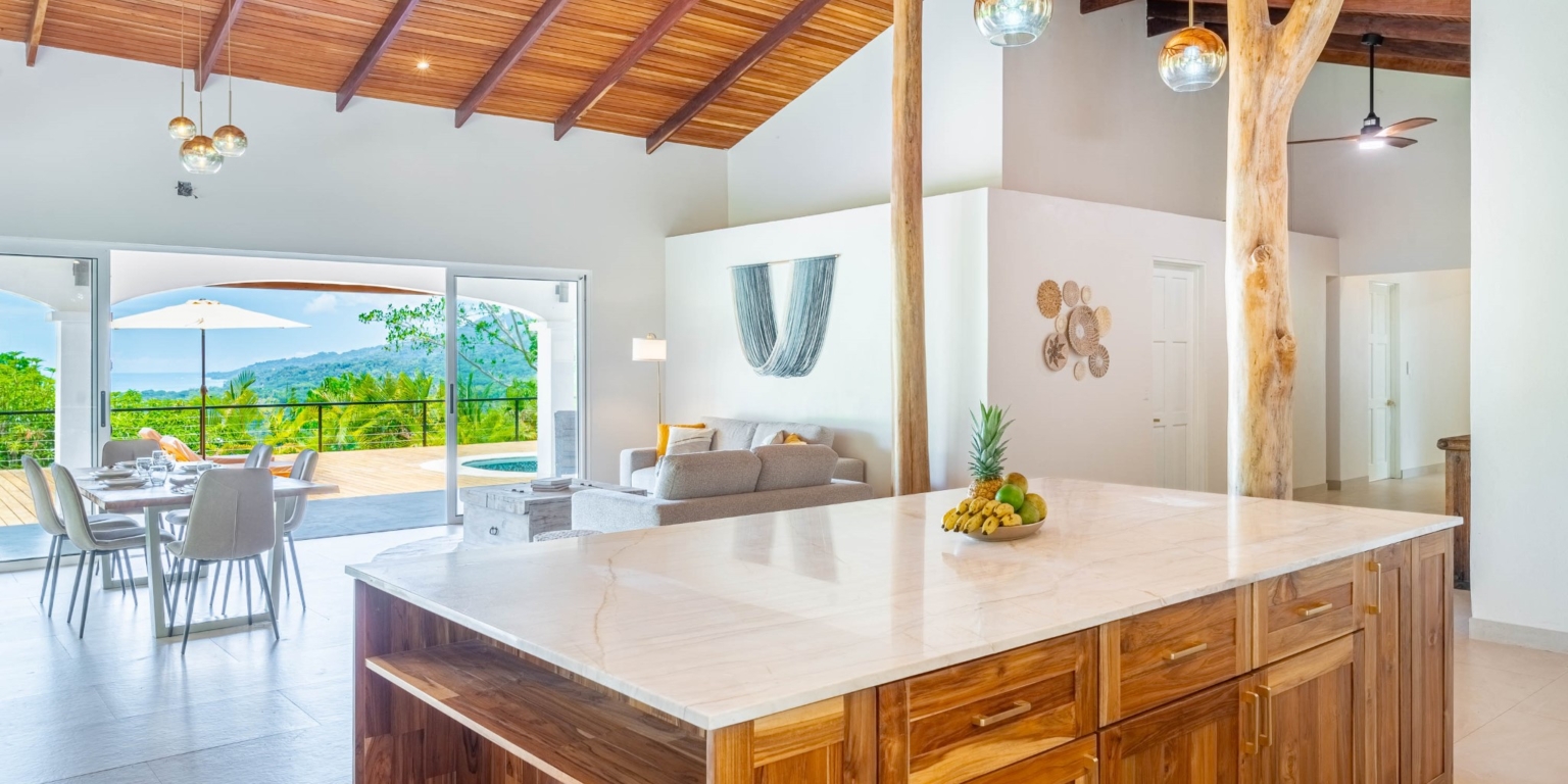 An Ideal Income Property: Breathtaking 4-Bedroom Ocean View Home with Casita in Uvita Costa Rica