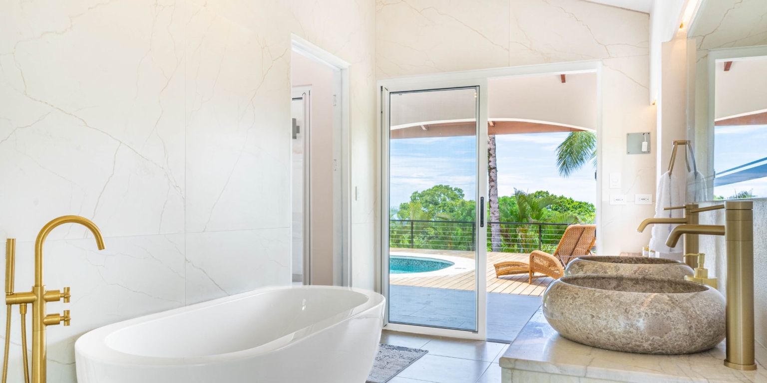 An Ideal Income Property: Breathtaking 4-Bedroom Ocean View Home with Casita in Uvita Costa Rica