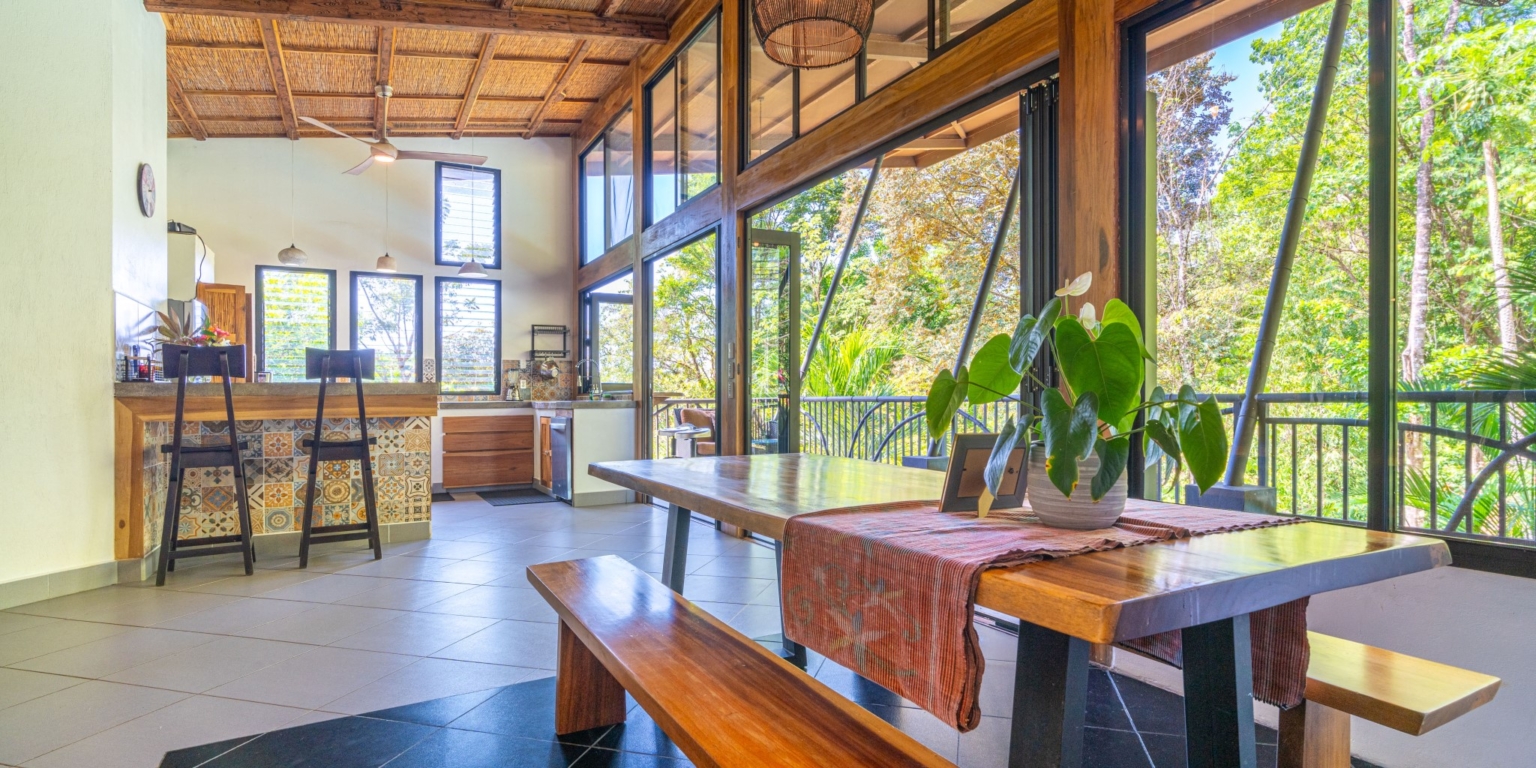 Centally-Located Newer 3-Bedroom home with Pool in Uvita Costa Rica Centally-Located Newer 3-Bedroom home with Pool in Uvita Costa Rica