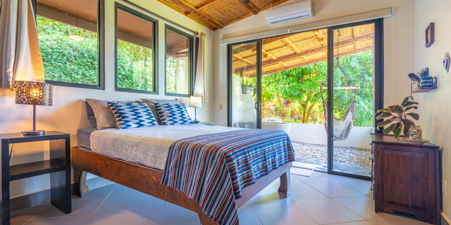 Centally-Located Newer 3-Bedroom home with Pool in Uvita Costa Rica Centally-Located Newer 3-Bedroom home with Pool in Uvita Costa Rica