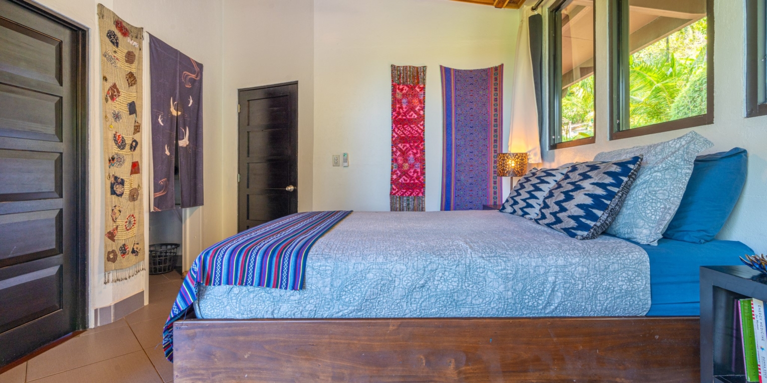 Centally-Located Newer 3-Bedroom home with Pool in Uvita Costa Rica Centally-Located Newer 3-Bedroom home with Pool in Uvita Costa Rica