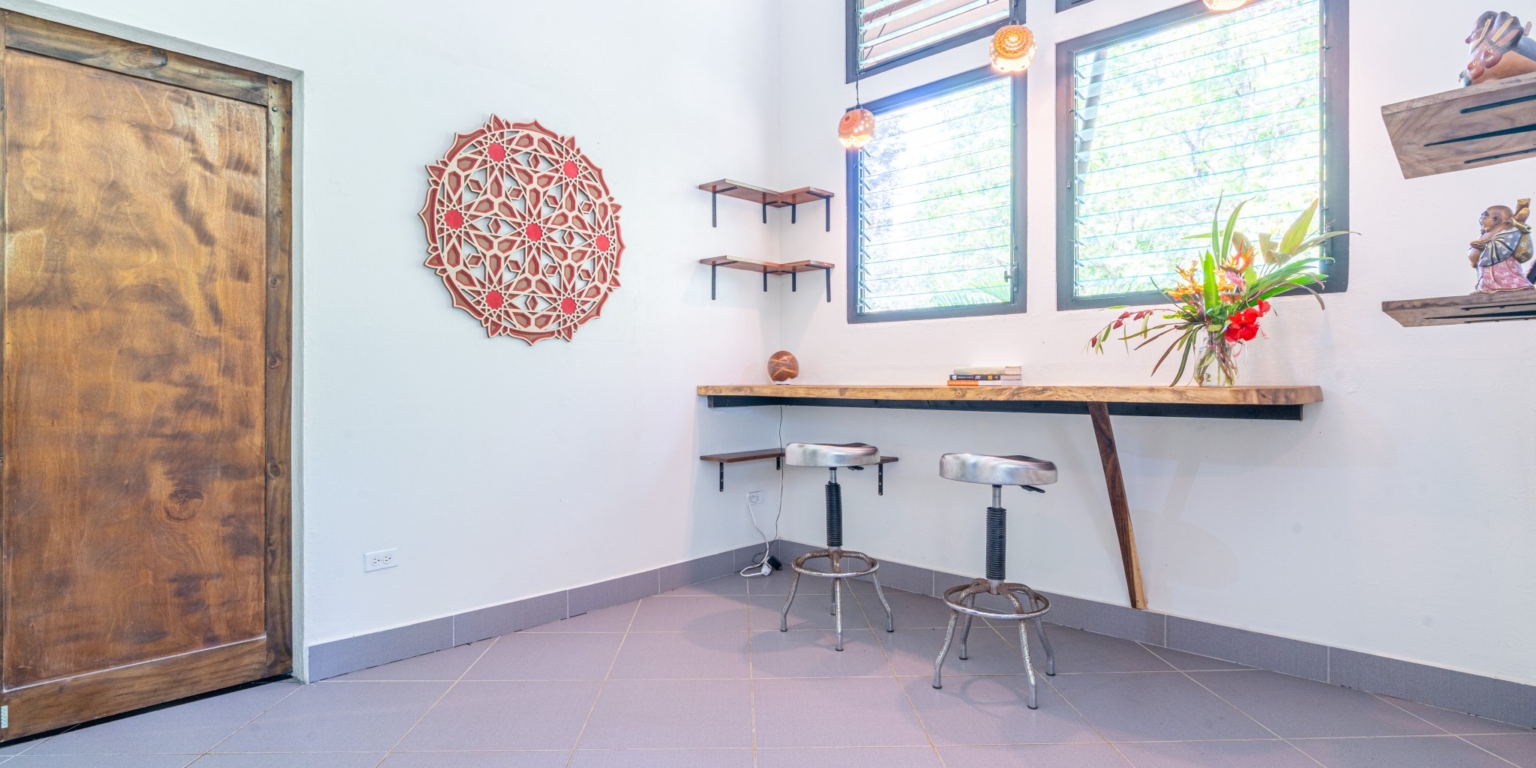 Centally-Located Newer 3-Bedroom home with Pool in Uvita Costa Rica Centally-Located Newer 3-Bedroom home with Pool in Uvita Costa Rica