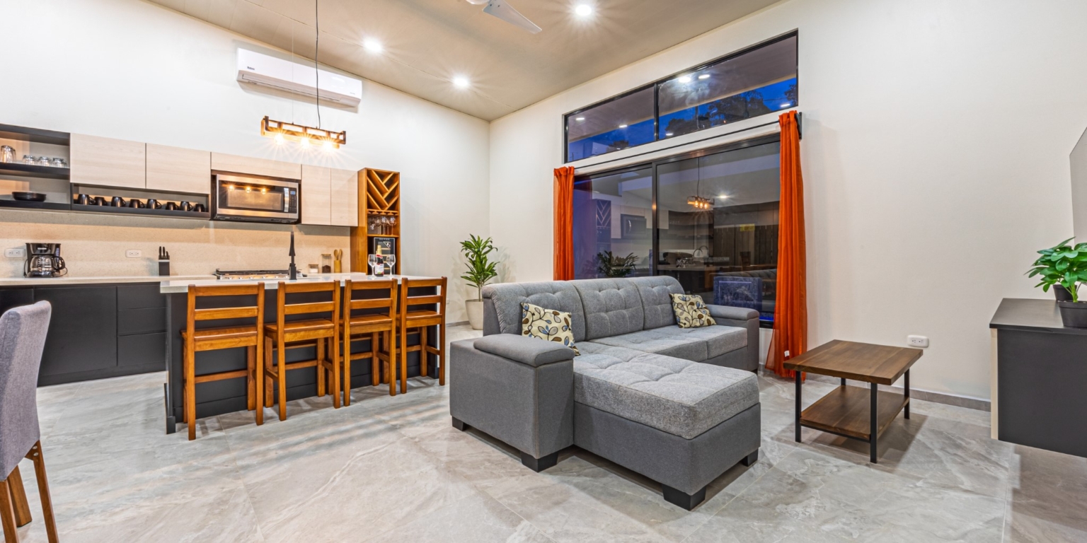 Centally-Located Newer 3-Bedroom home with Pool in Uvita Costa Rica
