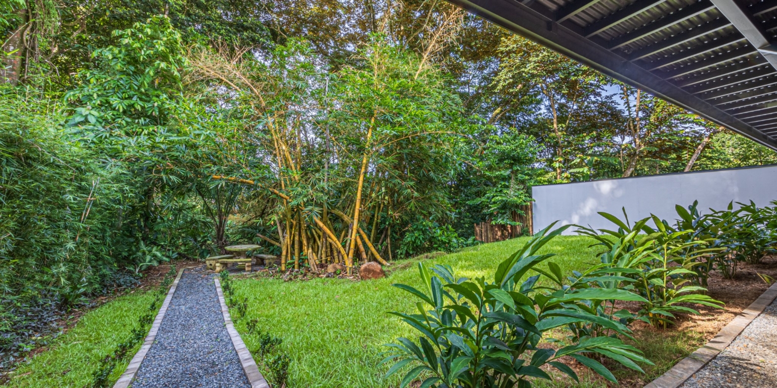 Centally-Located Newer 3-Bedroom home with Pool in Uvita Costa Rica