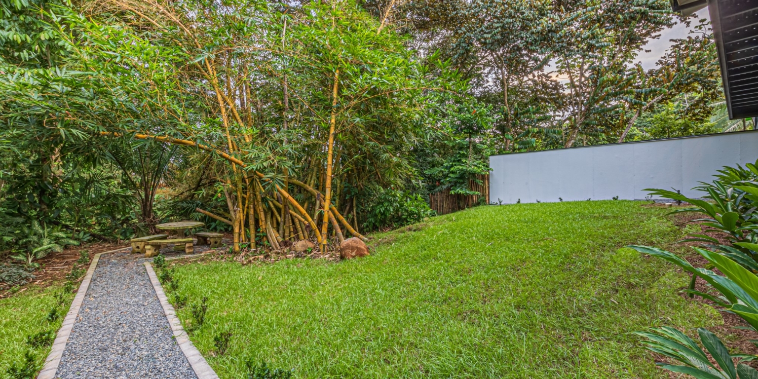 Centally-Located Newer 3-Bedroom home with Pool in Uvita Costa Rica