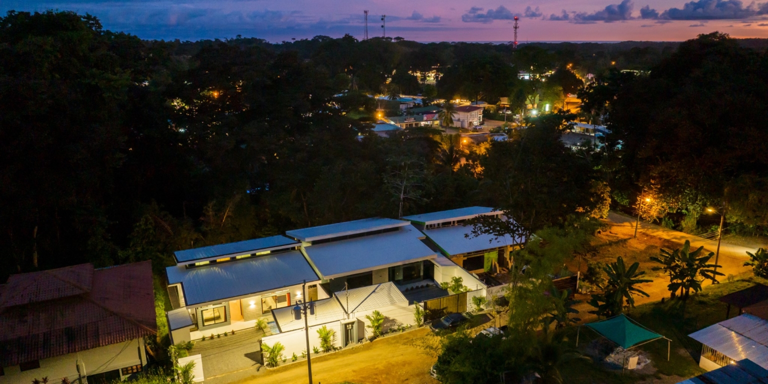 Centally-Located Newer 3-Bedroom home with Pool in Uvita Costa Rica