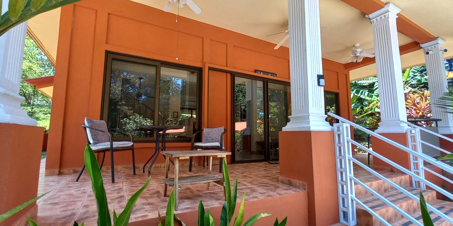 House with 3-Bedrooms & Guest House on Over 4 Acres Backing onto Year-Round River in Ojochal Costa Rica House with 3-Bedrooms & Guest House on Over 4 Acres Backing onto Year-Round River in Ojochal Costa Rica