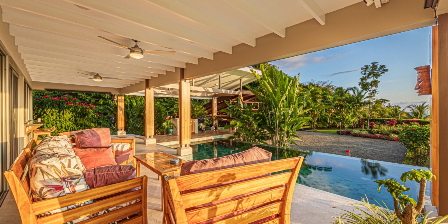 Jaw-Dropping Sunset Ocean View 2-Bedroom Home with Easy Access in Ojochal Costa Rica Jaw-Dropping Sunset Ocean View 2-Bedroom Home with Easy Access in Ojochal Costa Rica