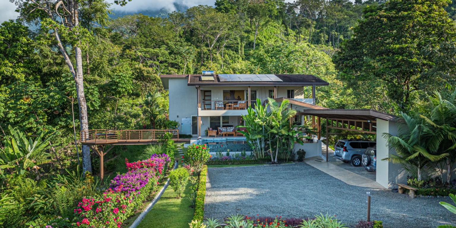 Jaw-Dropping Sunset Ocean View 2-Bedroom Home with Easy Access in Ojochal Costa Rica Jaw-Dropping Sunset Ocean View 2-Bedroom Home with Easy Access in Ojochal Costa Rica