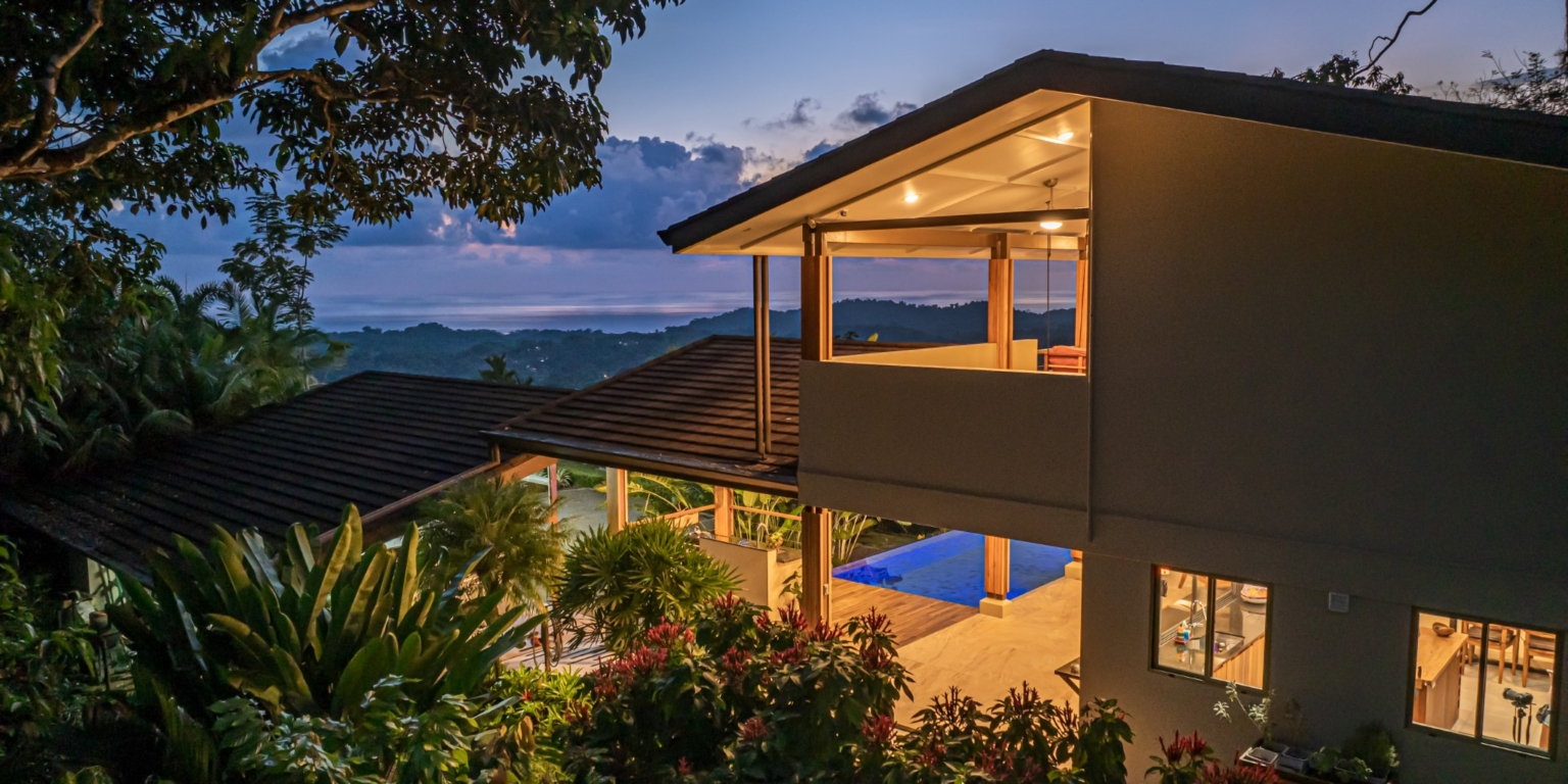 Jaw-Dropping Sunset Ocean View 2-Bedroom Home with Easy Access in Ojochal Costa Rica Jaw-Dropping Sunset Ocean View 2-Bedroom Home with Easy Access in Ojochal Costa Rica
