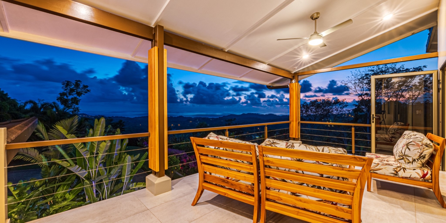 Jaw-Dropping Sunset Ocean View 2-Bedroom Home with Easy Access in Ojochal Costa Rica Jaw-Dropping Sunset Ocean View 2-Bedroom Home with Easy Access in Ojochal Costa Rica