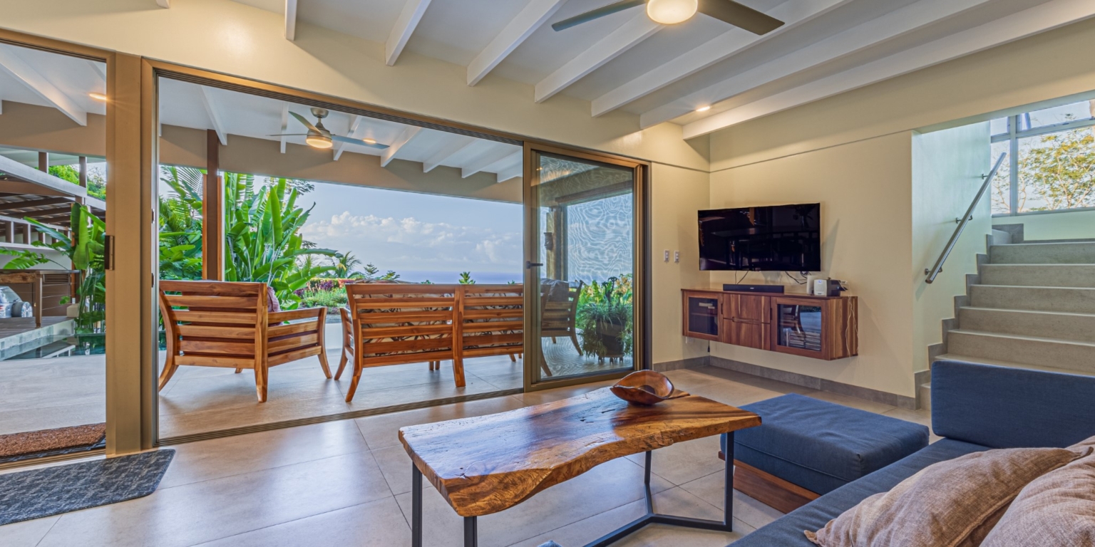 Jaw-Dropping Sunset Ocean View 2-Bedroom Home with Easy Access in Ojochal Costa Rica Jaw-Dropping Sunset Ocean View 2-Bedroom Home with Easy Access in Ojochal Costa Rica