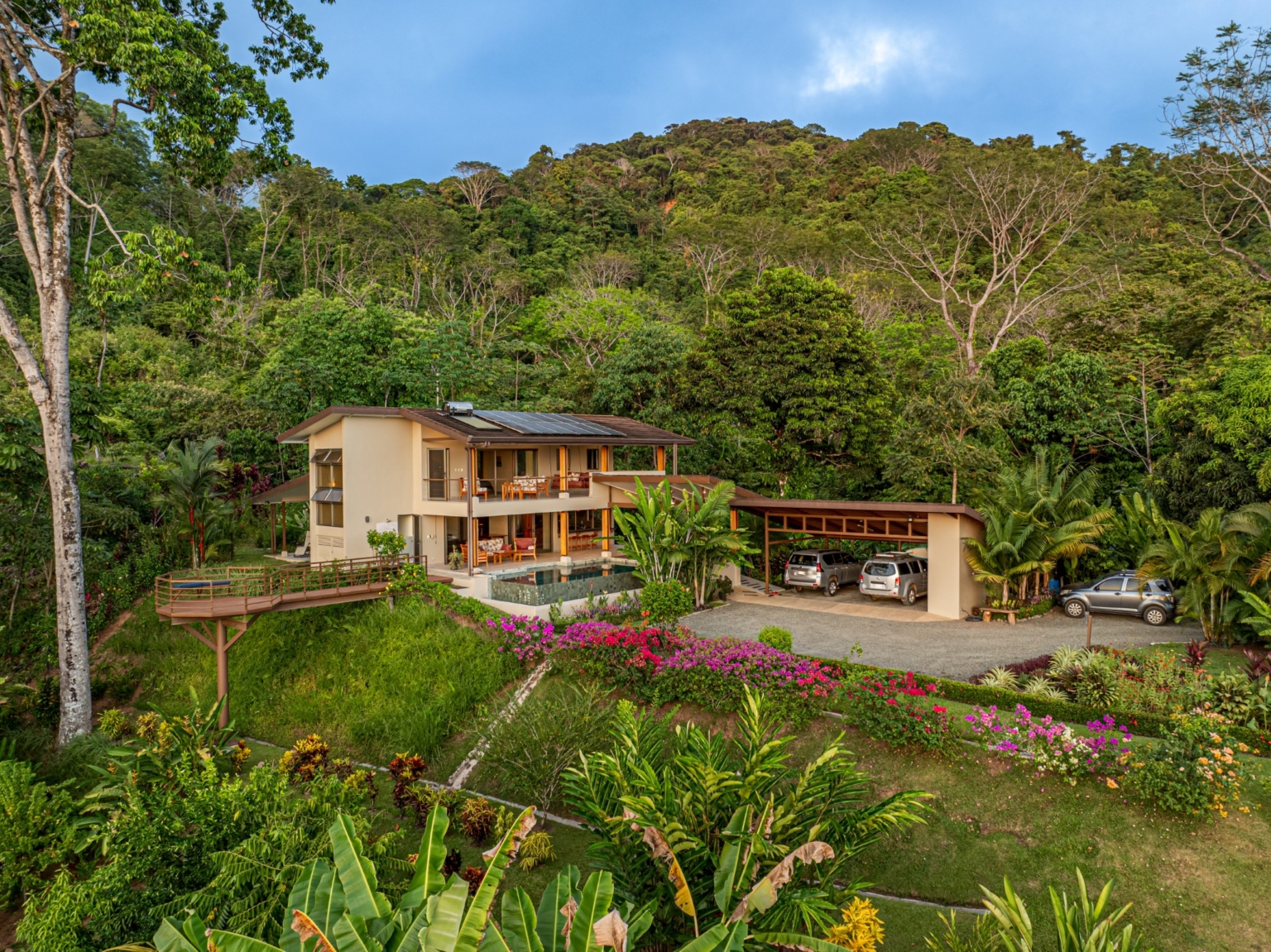 Jaw-Dropping Sunset Ocean View 2-Bedroom Home with Easy Access in Ojochal Costa Rica Jaw-Dropping Sunset Ocean View 2-Bedroom Home with Easy Access in Ojochal Costa Rica