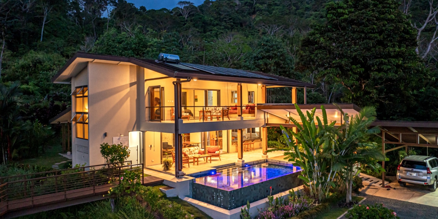 Jaw-Dropping Sunset Ocean View 2-Bedroom Home with Easy Access in Ojochal Costa Rica Jaw-Dropping Sunset Ocean View 2-Bedroom Home with Easy Access in Ojochal Costa Rica