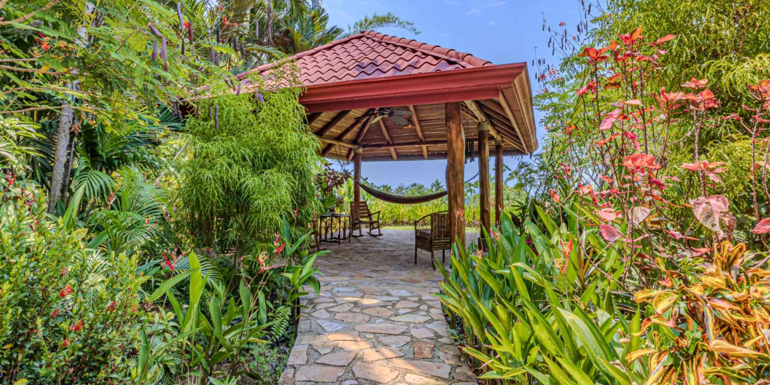 Private Family Estate with Stunning Pacific Sunset Ocean Views & 4-Bedrooms plus Cabin in Hatillo near Dominical Costa Rica