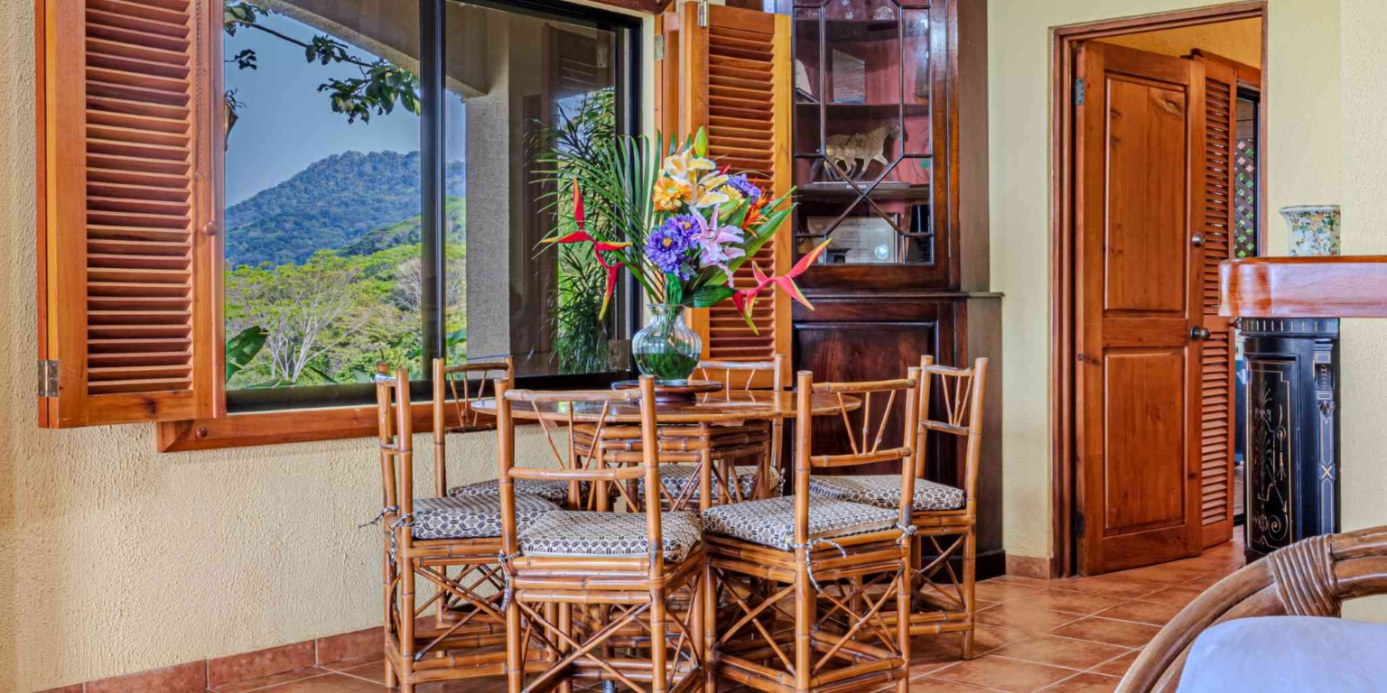Private Family Estate with Stunning Pacific Sunset Ocean Views & 4-Bedrooms plus Cabin in Hatillo near Dominical Costa Rica
