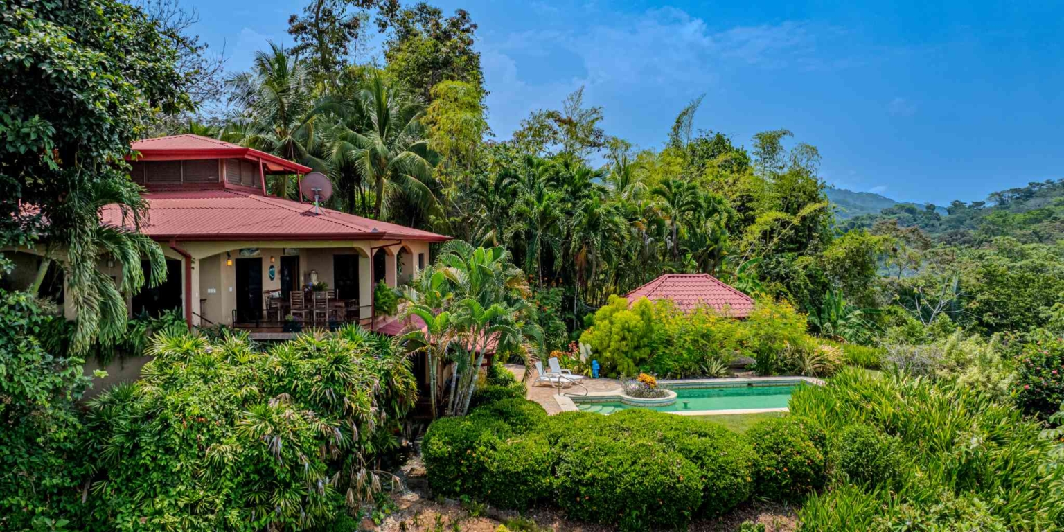 Private Family Estate with Stunning Pacific Sunset Ocean Views & 4-Bedrooms plus Cabin in Hatillo near Dominical Costa Rica