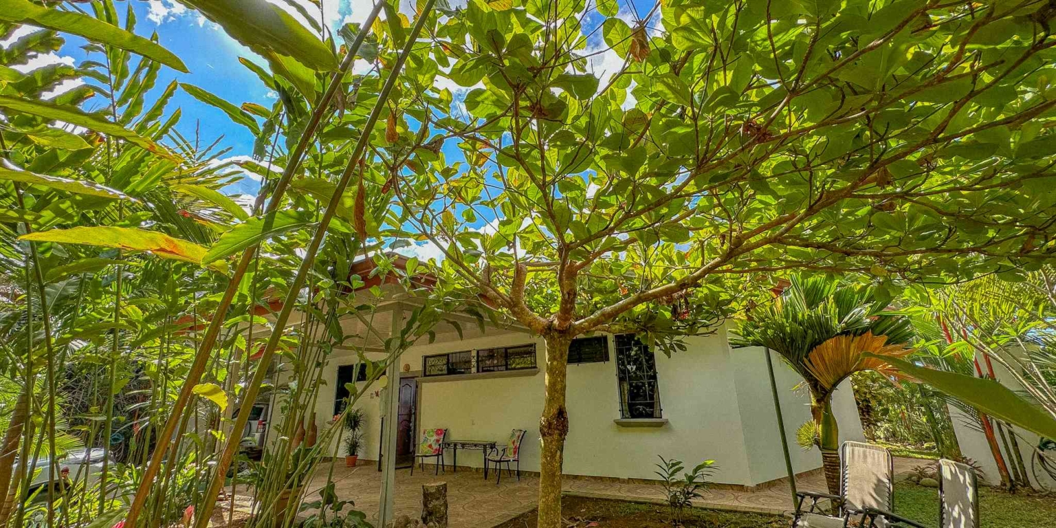 40 (4) Ocean View 3-Bedroom Home with Easy Access and Sparkling Pool in Ojochal Costa Rica