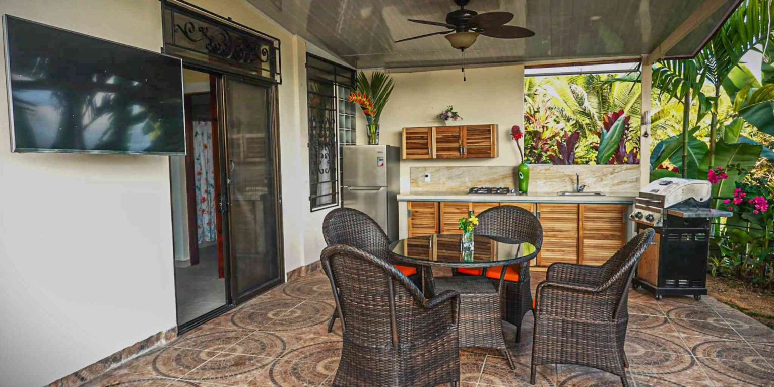 28 (7) Ocean View 3-Bedroom Home with Easy Access and Sparkling Pool in Ojochal Costa Rica