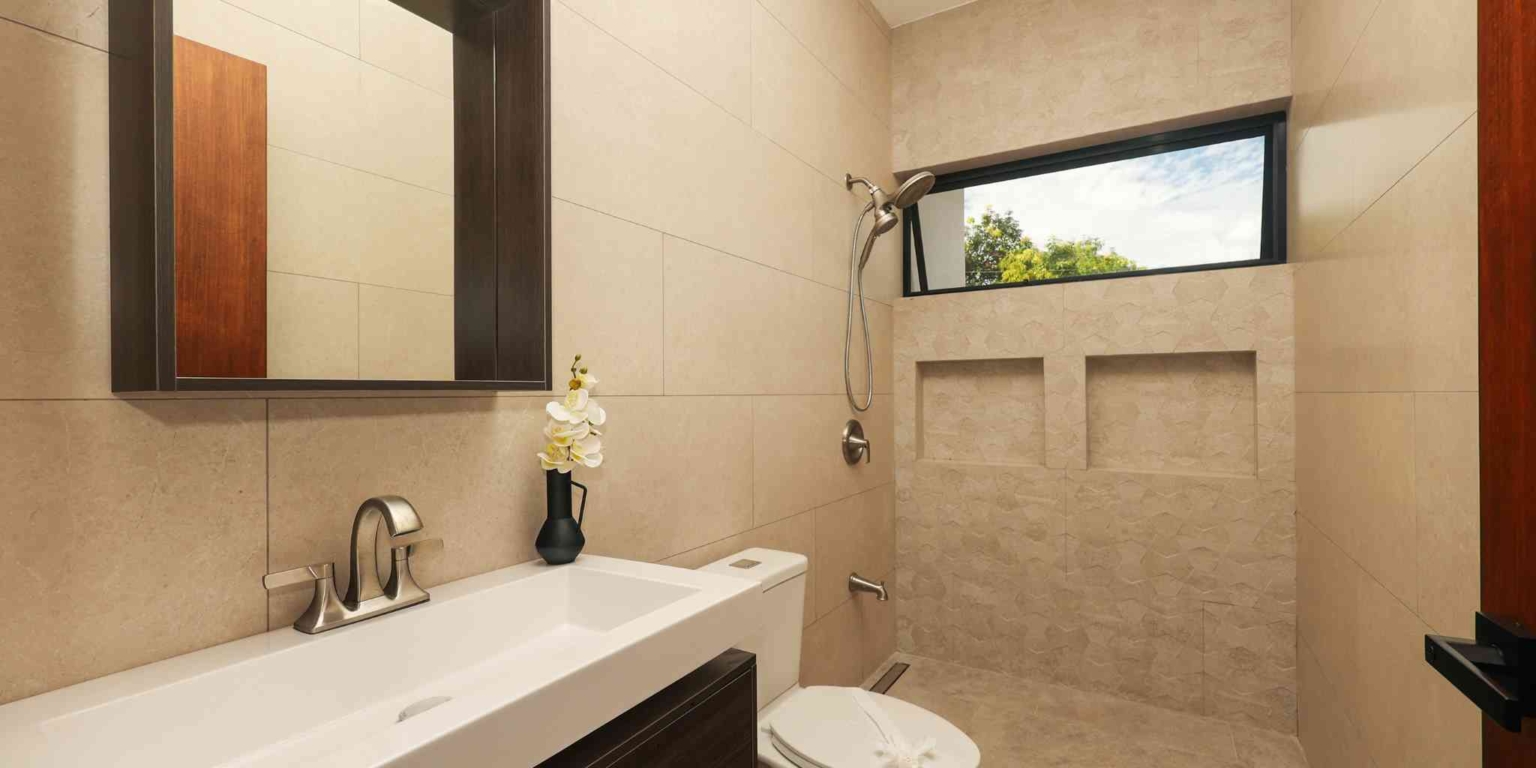 Brand New 4-Bedroom Luxury Home 300 Meter Walk-to-Beach Location 300 Meters from Whale’s Tail Beach in Bahia near Uvita Costa Rica