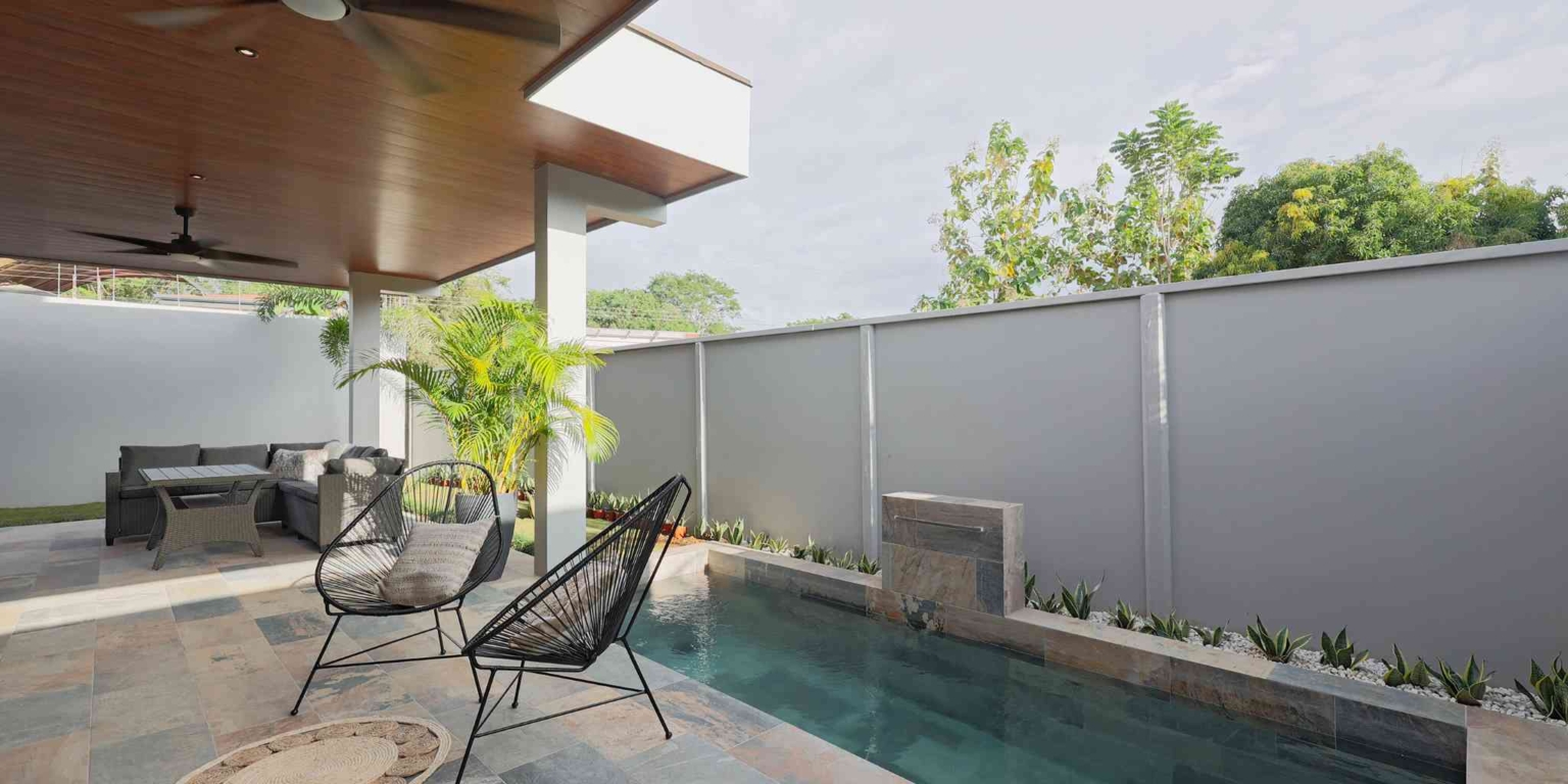 Brand New 4-Bedroom Luxury Home 300 Meter Walk-to-Beach Location 300 Meters from Whale’s Tail Beach in Bahia near Uvita Costa Rica
