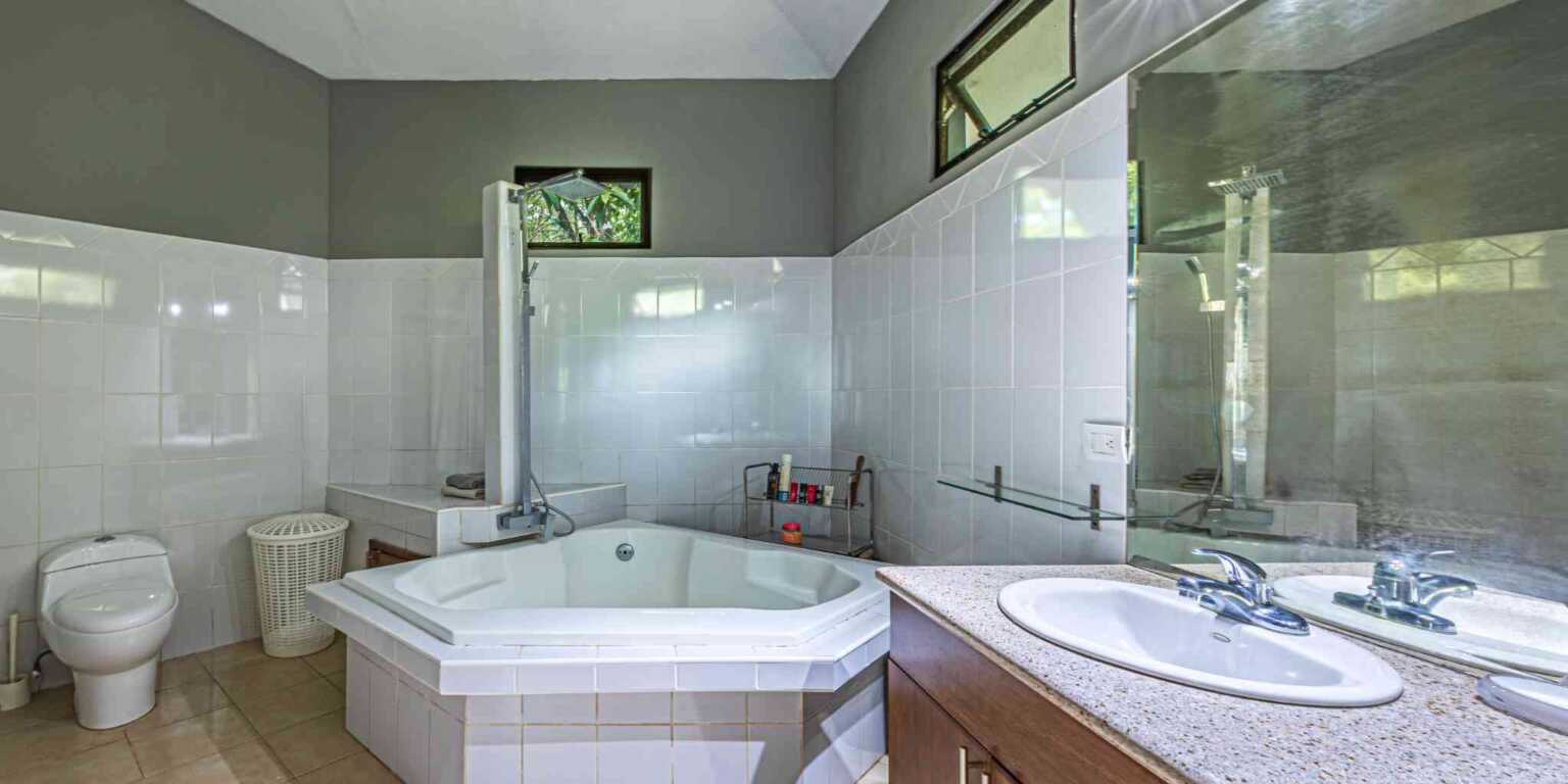 CASA OCEAN BREEZE, PHASE 6, OJOCHAL